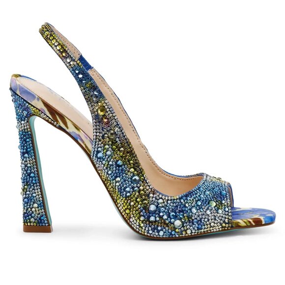 Mina - Picture 2 of 3